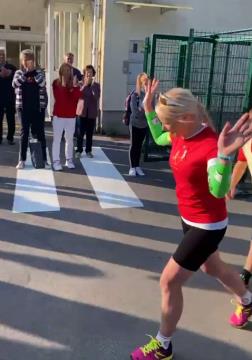 Špelin dobrodelni tek okoli Slovenije za Junake 3. nadstropja 4